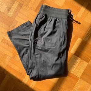 THE NORTH FACE // Joggers